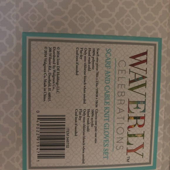 Brand new scarf and glove set beautiful - Picture 3 of 4